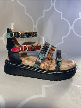 NWT Spring Step L'Artiste Selyse Floral Flatform Sandals Hand Painted